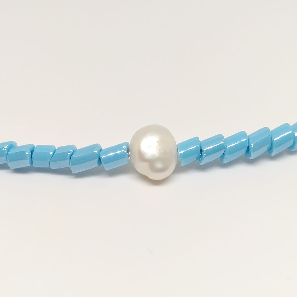 Colar conta cristal de murano azul turquesa e pérola natural banhado em Prata 925
