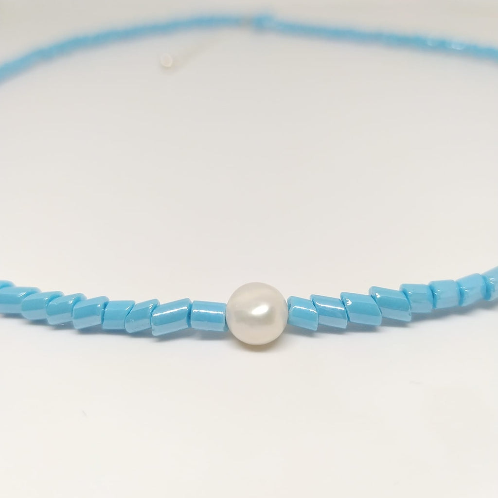 Colar conta cristal de murano azul turquesa e pérola natural banhado em Prata 925